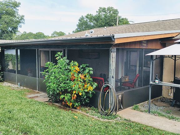 3rd image of 810 Orange Oak Dr