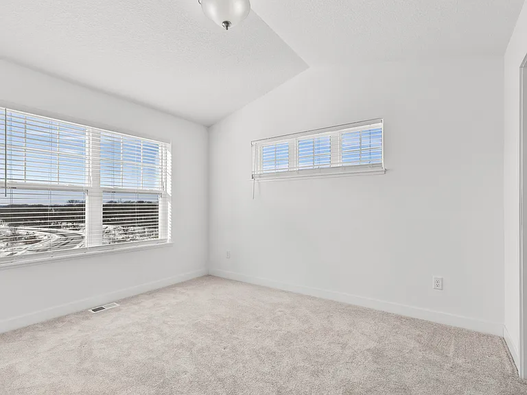 3155 Clover Ridge Dr — Photo 20
