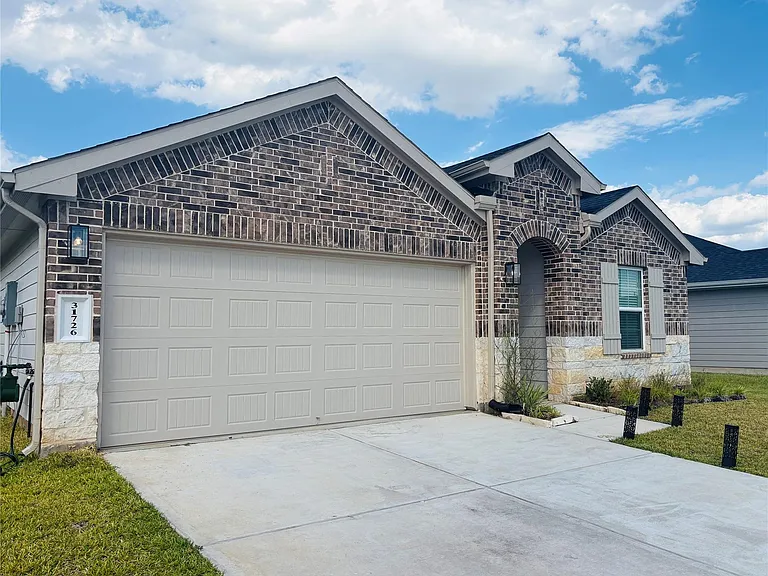 31726 Sutton Meadows Ln — Photo 4