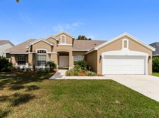 984 Lake Breeze Dr, Wellington, FL 33414