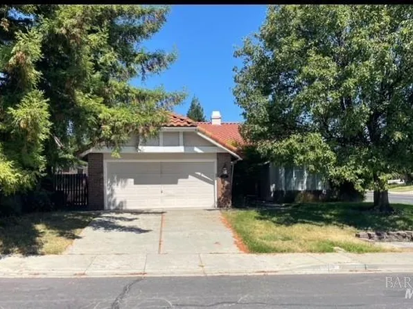 900 Quate Ct, Vacaville, CA 95688