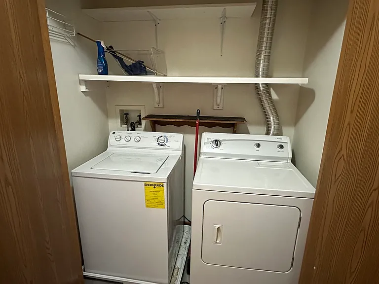 551 Leah Ln #3B — Photo 14