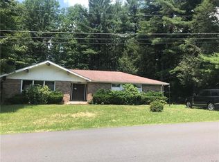 523 6th St, Weatherly, PA 18255