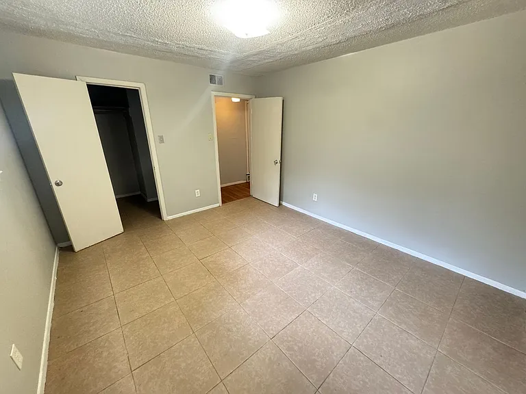 151 N Belvedere Blvd — Photo 13