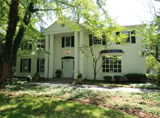 28 Mitchell Rd, Pittsford, NY 14534