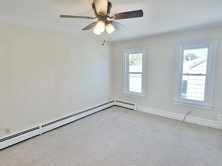 510 Stock St — Photo 17