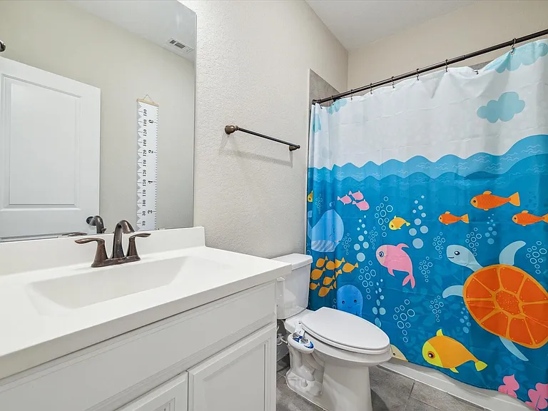 11718 Lost Maples Springs Dr — Photo 32