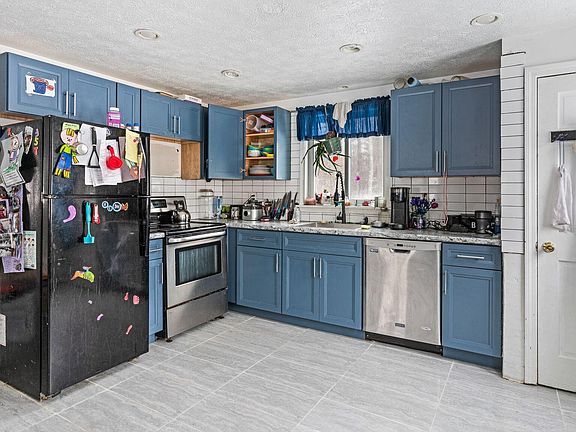 5th image of 361 Mount Hope Road