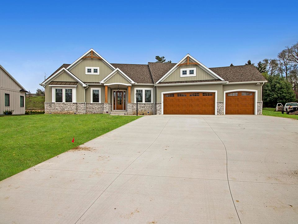 1st image of 53174 Summer Breeze Dr
