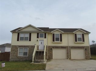 16233 Hershey Rd, Saint Robert, MO 65584