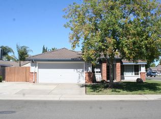 199 Lapwing Ln, Galt, CA 95632