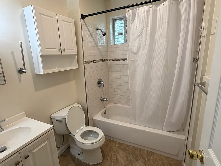 1864 North Ave #1 — Photo 9