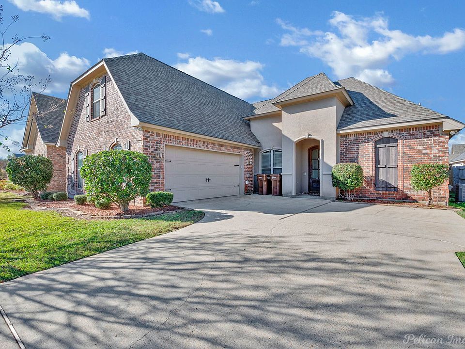 1st image of 527 Tupelo Dr