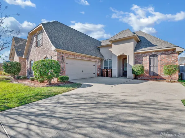 527 Tupelo Dr, Bossier City, LA 71111