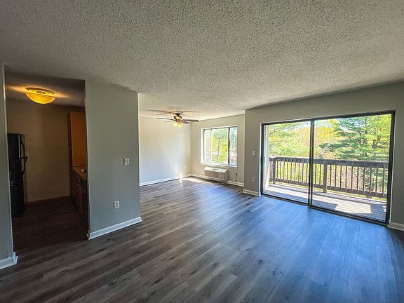 5th image of 175 Mill Pond Rd Unit 102