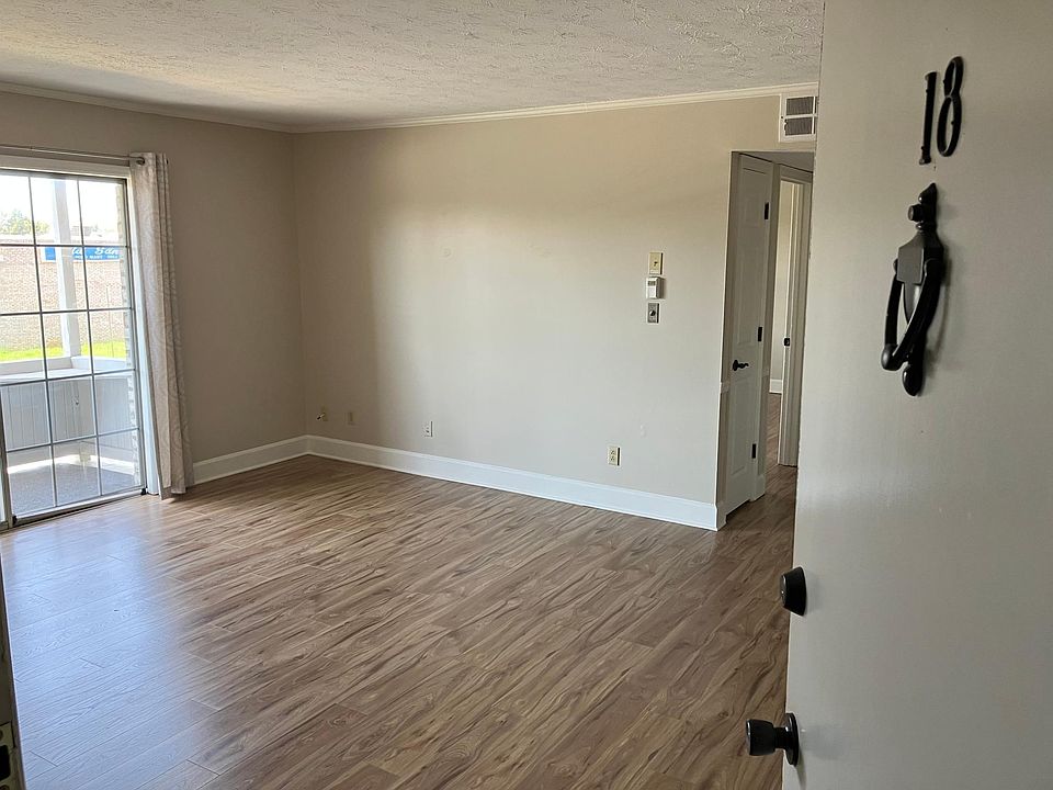 1st image of 175 Malabu Dr APT 18