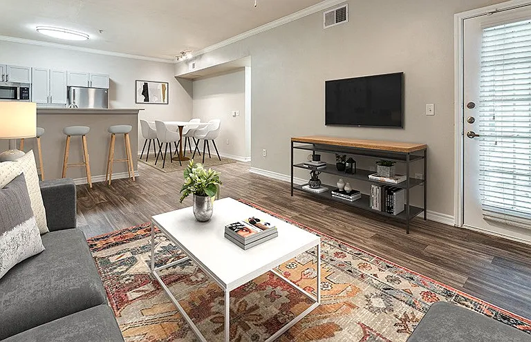 Towne Crossing Apartments — Photo 2