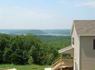 202 Hawthorn Rd, Branson West, MO 65737