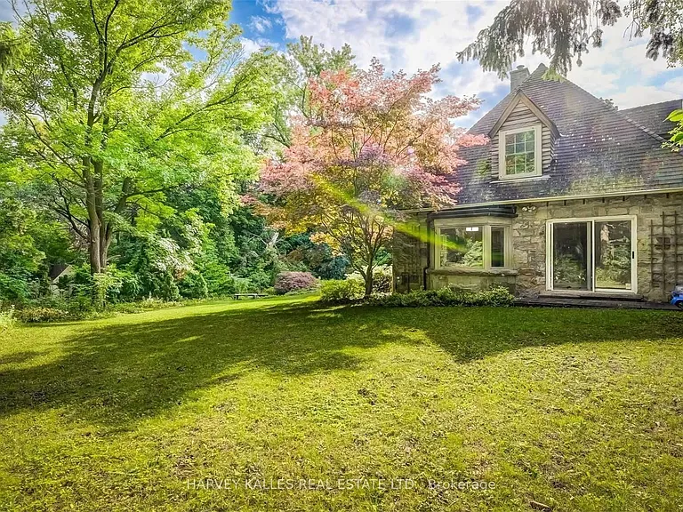 23 Donwoods Dr — Photo 29