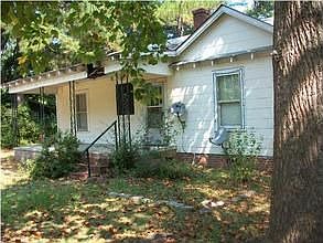 2nd image of 205 Hayden St