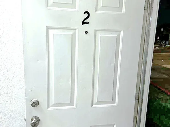 38117 10th St E APT 2, Palmdale, CA 93550