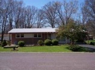 529 East St, Sullivan, MO 63080