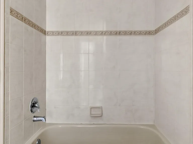 8103 Bellagio Ln — Photo 31