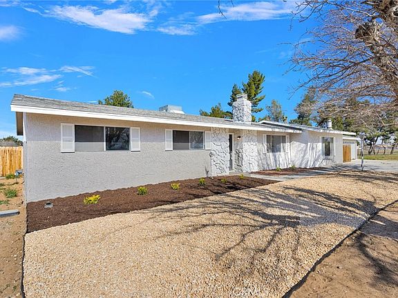 3rd image of 14450 Jicarilla Rd