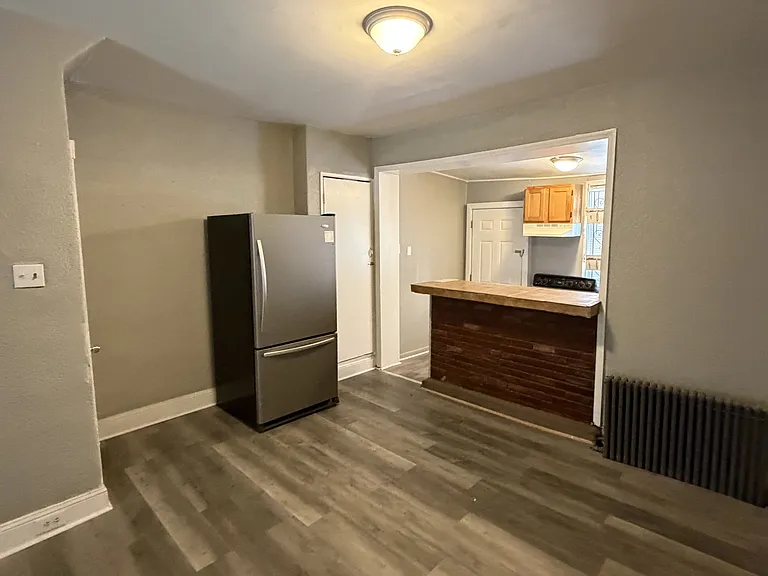 3011 N Swanson St — Photo 4