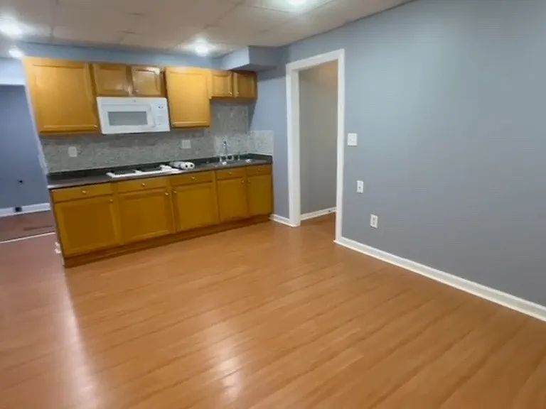 1000 Carlton Way SW #BASEMENT — Photo 7