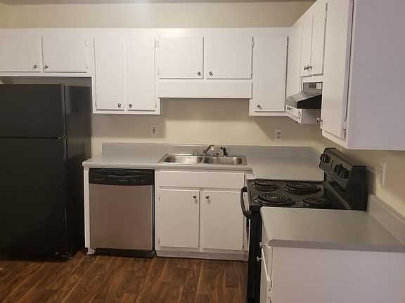 2nd image of 35 Townsley Dr