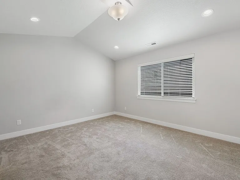 3856 W 1650 N — Photo 14