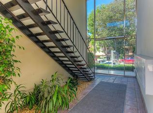 310 S Sherbourne Dr, Los Angeles, CA 90048