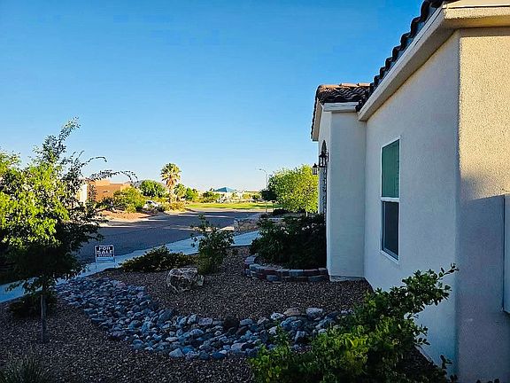 5th image of 2411 Tesuque Pl