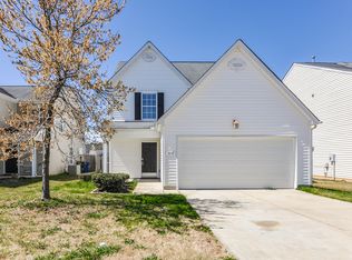 1616 Brown Owl Dr, Raleigh, NC 27610