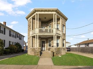 96 Lee St, Pawtucket, RI 02861