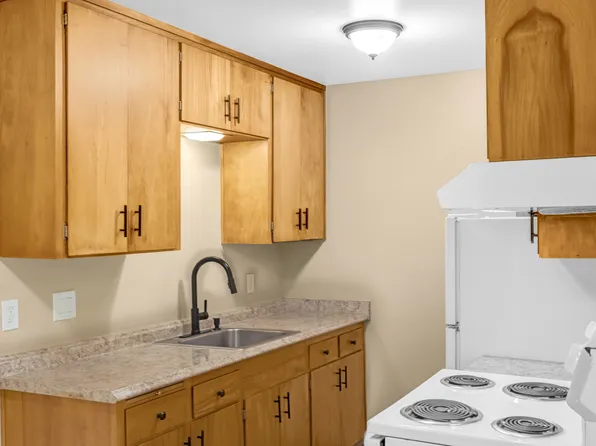 The Lewis, 724 Casanova Ave #B91ef13c8, Monterey, CA 93940