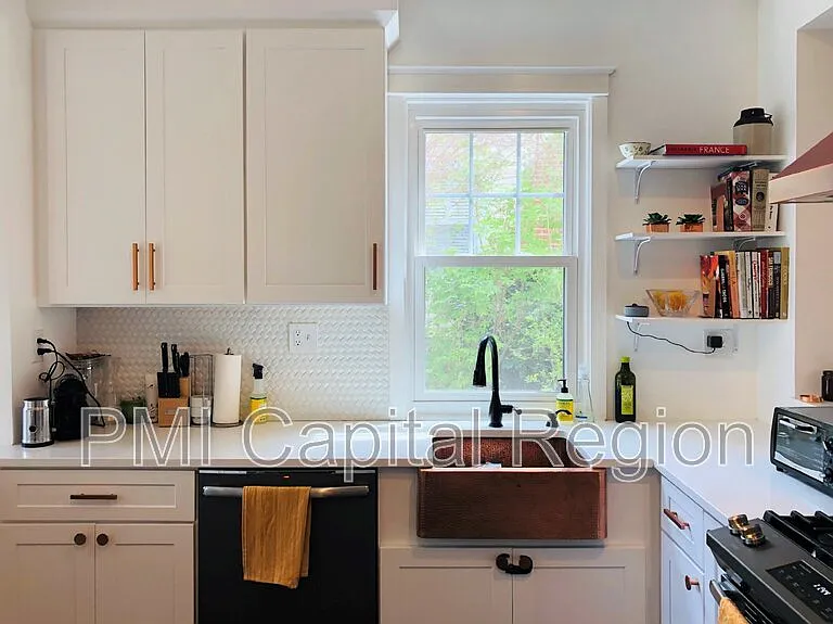 3917 Aspen St — Photo 5