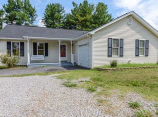 563 Suncrest Dr, Bristol, VA 24201
