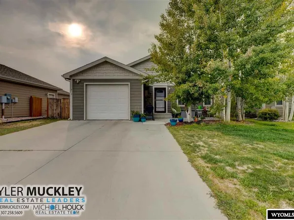 652 Pony Express Trl, Evansville, WY 82636
