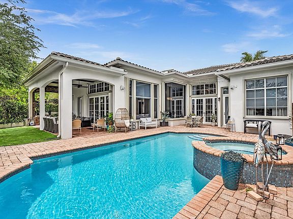 4th image of 7738 NW 112th Way