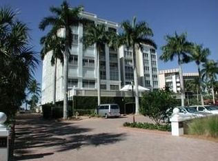 3377 Gulf Shore Blvd N APT 1D, Naples, FL 34103