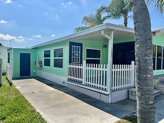 3rd image of 6735 Hammock Rd #142