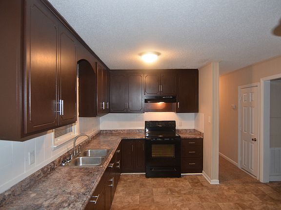 2nd image of 107 Gin House St