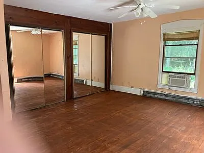 4 bed, 2798 sqft, $4,000 — Photo 2