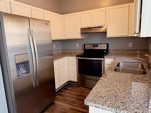 3rd image of 3117 Nevin Place Dr