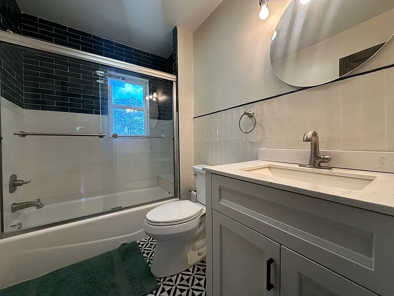 27 Dosoris Way — Photo 20
