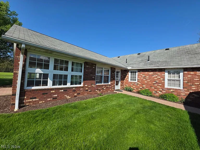 7500 Quarry Rd #C — Photo 23
