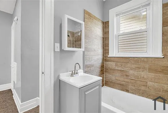 5137 Saint Clair St — Photo 22