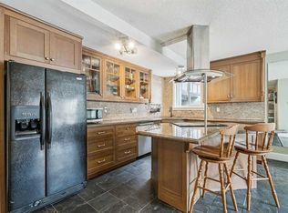 1915 E 26th St SW #103, Calgary, AB T3E2A2